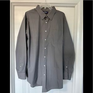 NWOT Men’s Dress Shirt Sz 18 1/2